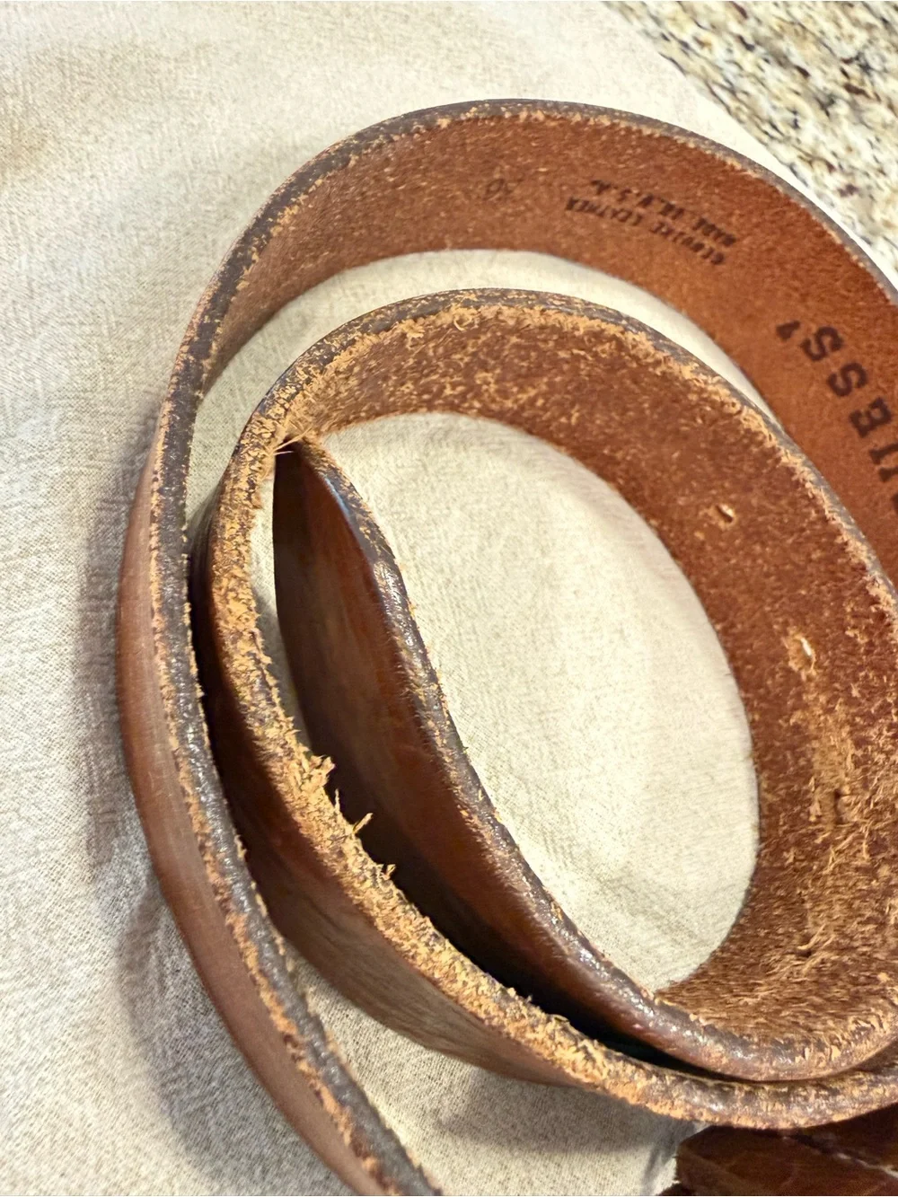 Guess western brown/tan leather belt silver tone buckle 36”